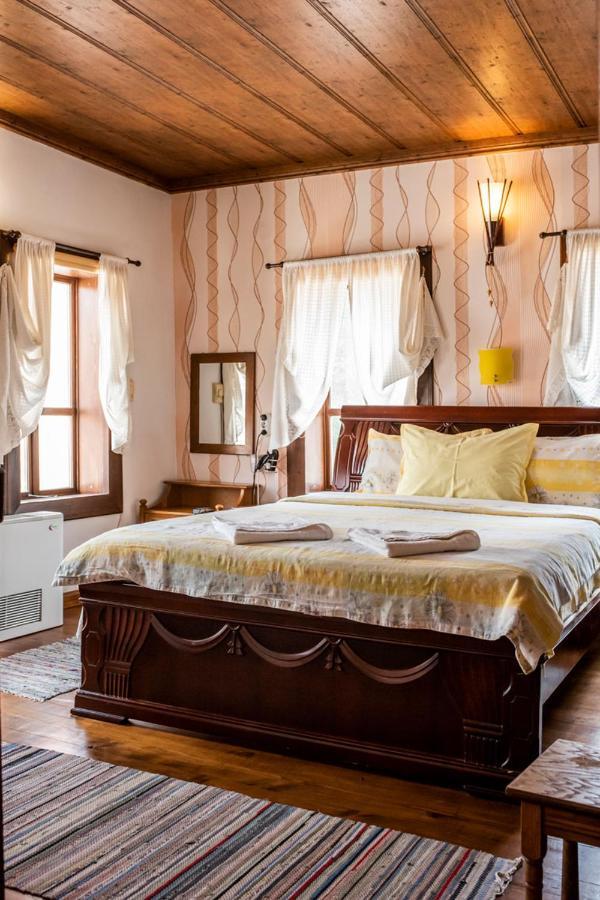 Kazasovata Guest House تريفنا المظهر الخارجي الصورة