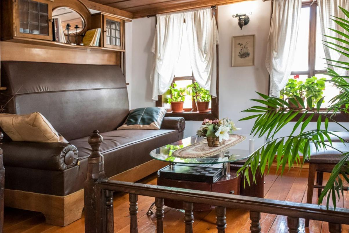 Kazasovata Guest House تريفنا المظهر الخارجي الصورة