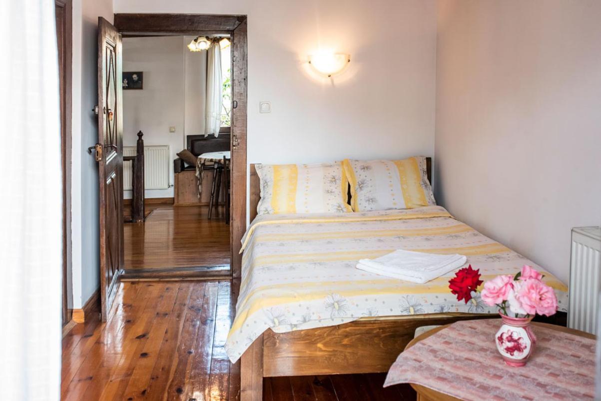 Kazasovata Guest House تريفنا المظهر الخارجي الصورة