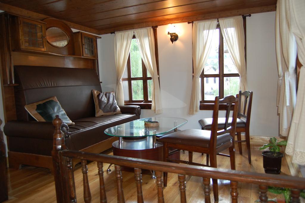 Kazasovata Guest House تريفنا المظهر الخارجي الصورة