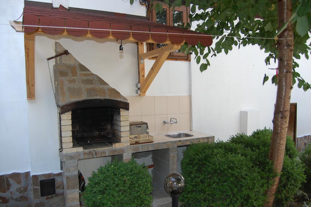 Kazasovata Guest House تريفنا المظهر الخارجي الصورة